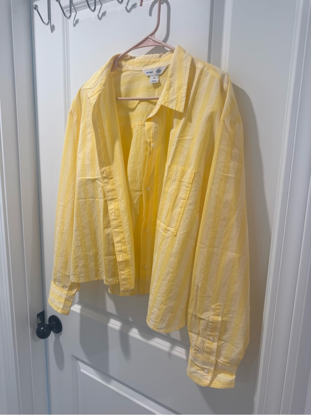 Old navy cropped Yellow Striped Button-Up Shirt NWT